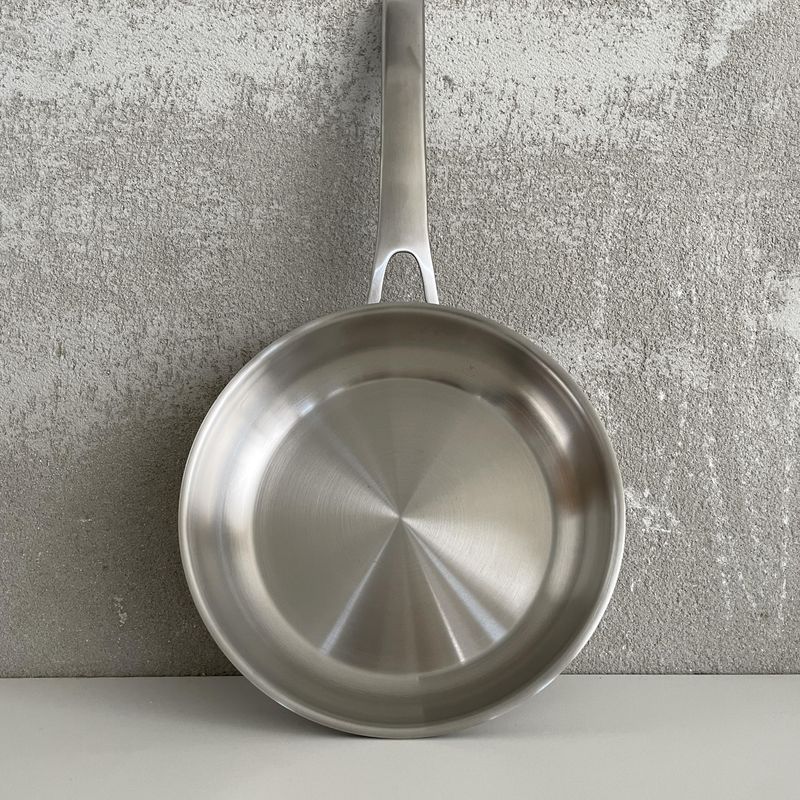 Kitchin Stekepanne uten belegg, 22 cm, stål med kobber kjerne(K)
